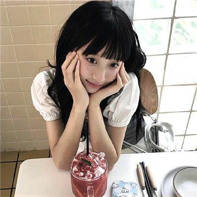 大叔喜欢可爱小玩意